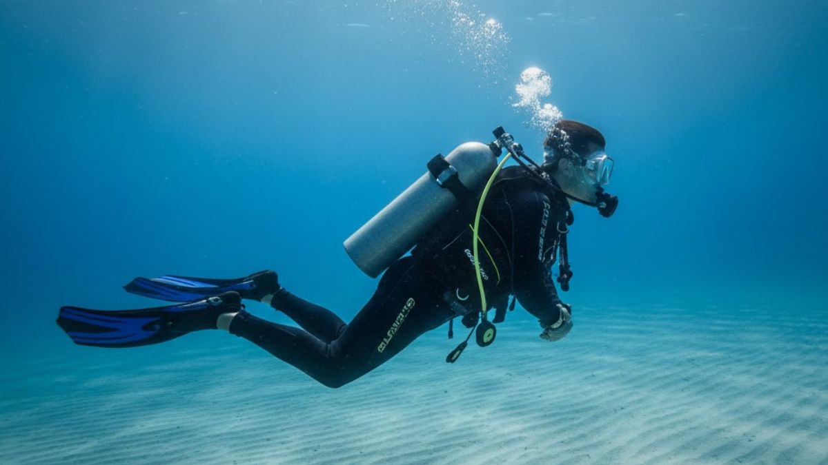 Neutral Buoyancy in Scuba Diving: How to Finally Get It Right » Costa Rica Divers Scuba diver practicing controlled breathing to maintain neutral buoyancy underwater