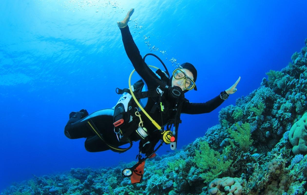 Neutral buoyancy in diving