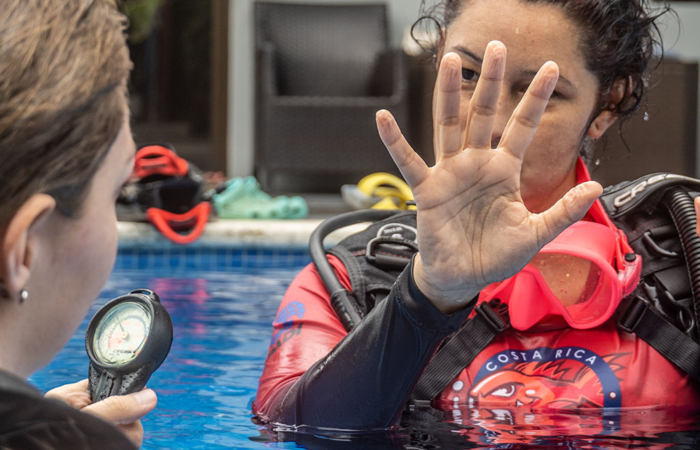 scuba diving course in costa rica