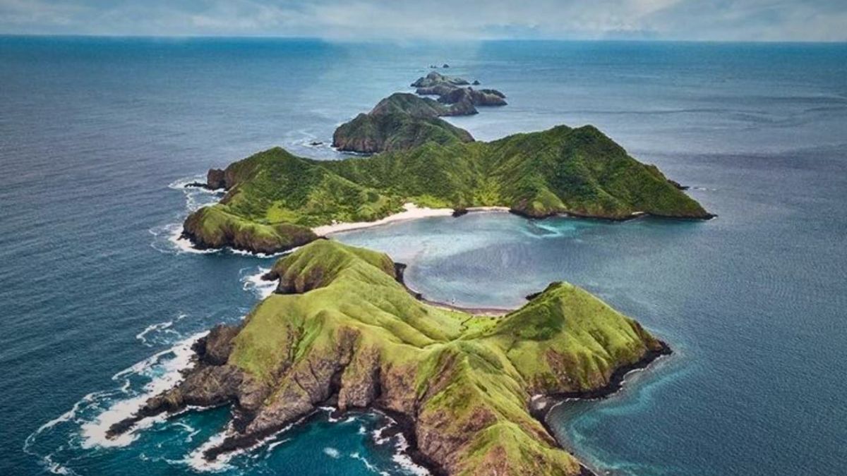 The best places for diving in Costa Rica Bat islands
