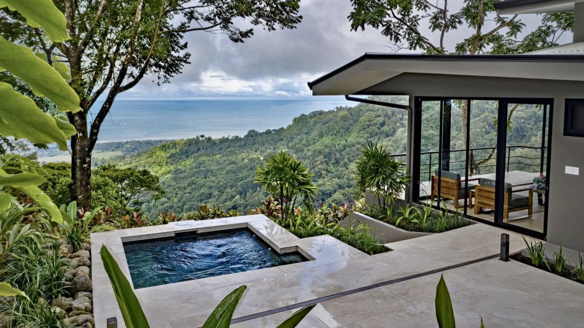 Best Luxury Hotels in Uvita Rancho Pacifico